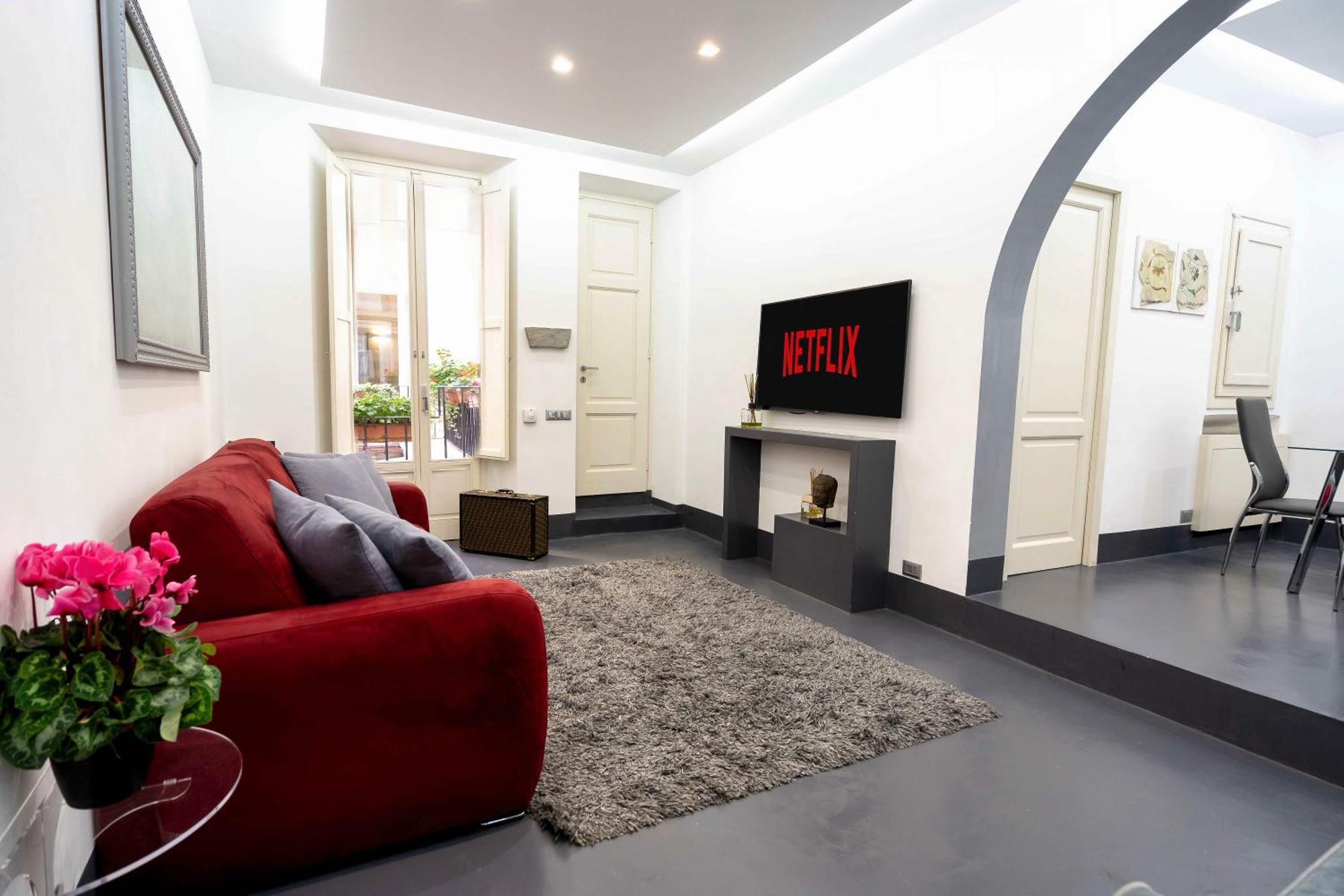 White Style Gambero Apartment Rom
