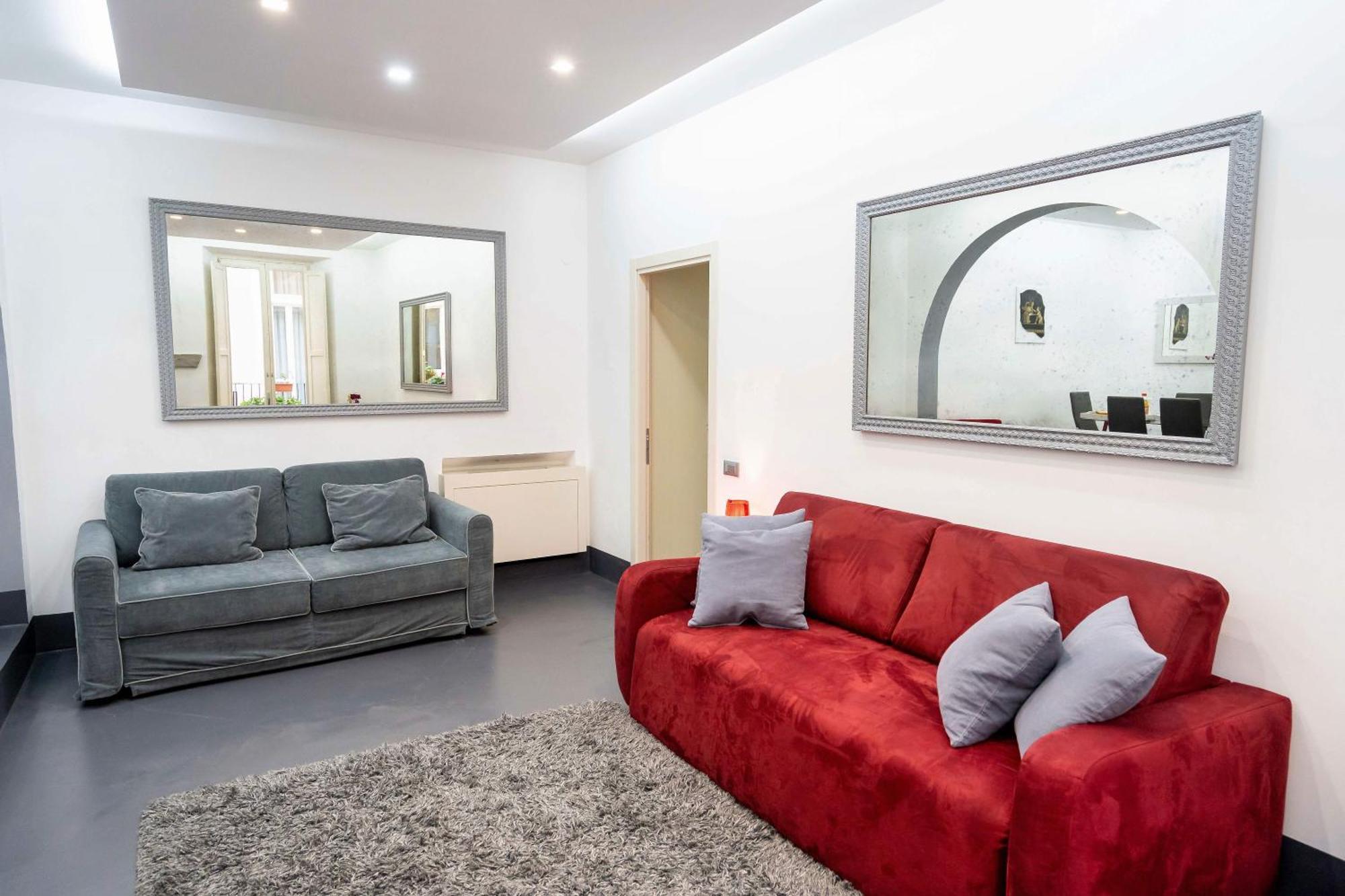 White Style Gambero Apartment Rom