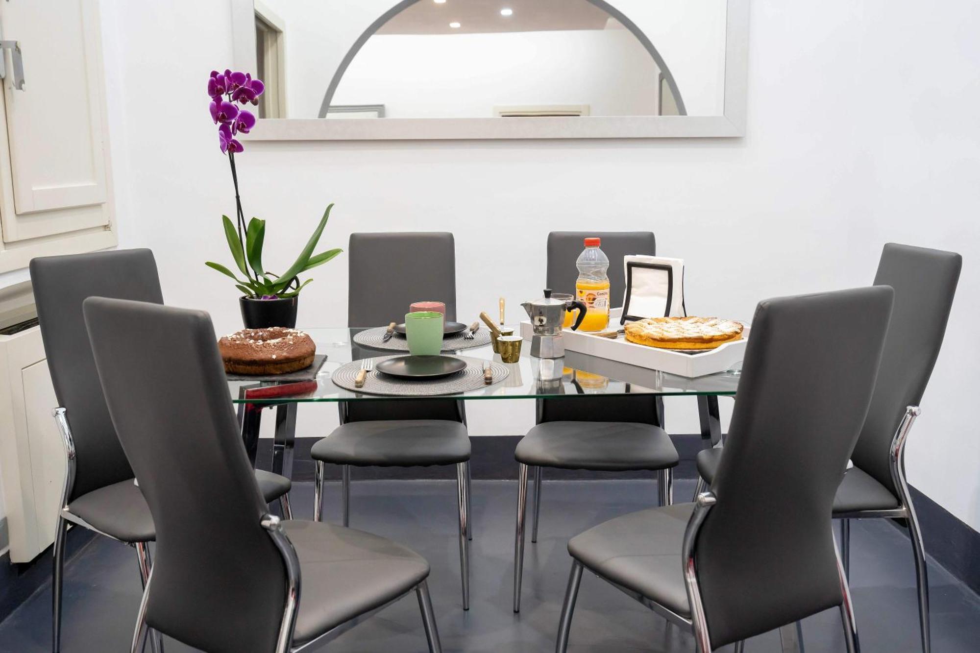 Apartment White Style Gambero Rom